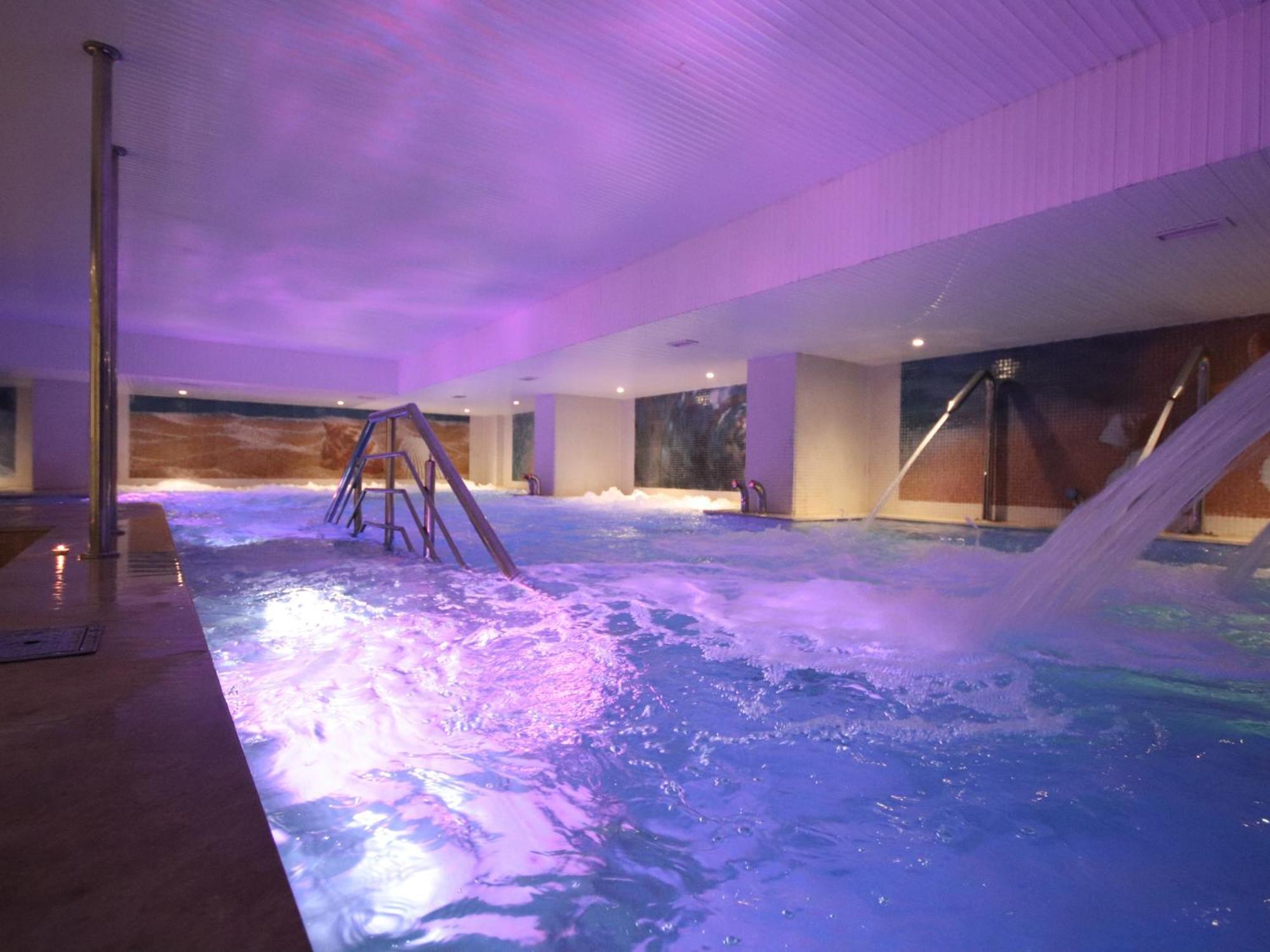 New Hotel Piscine Wellness & Spa カサブランカ エクステリア 写真
